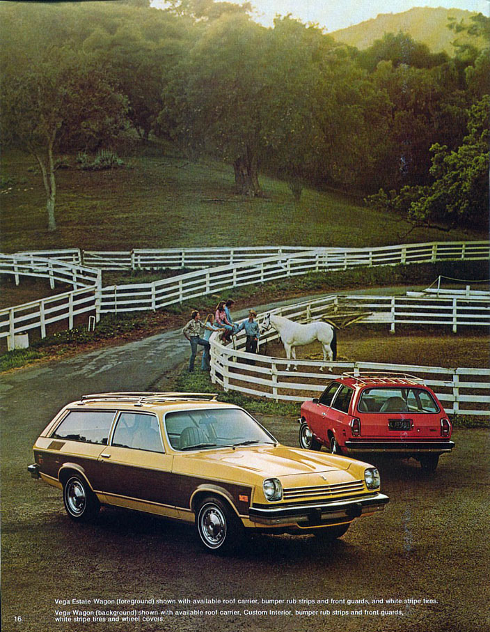 1977 Chevrolet Wagons Brochure Page 12